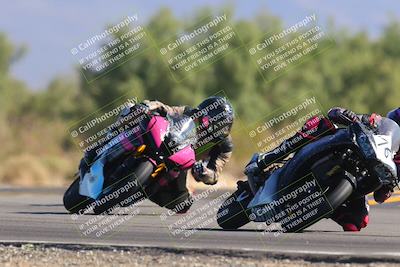 media/Nov-06-2022-SoCal Trackdays (Sun) [[208d2ccc26]]/Turn 7 Set 1 (1050am)/